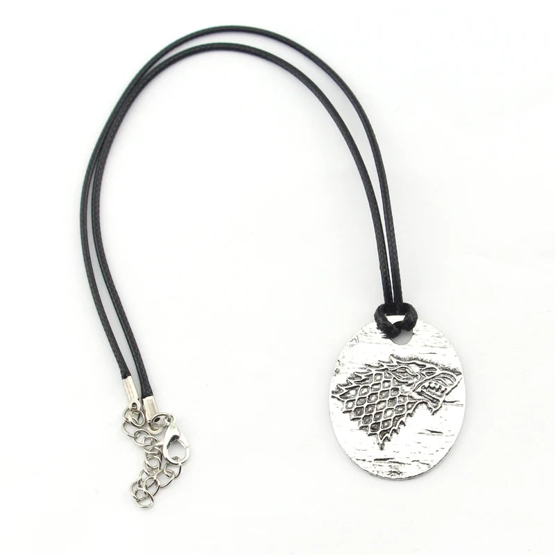 Stark Wolf TV Series Thrones keyrings Winter Is Coming Pendant Necklace Vintage Stark Family 3D Logo Jewelry Souvenir Gift